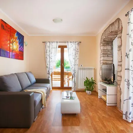 Zora, Beautiful Modern In A Village Near The Sea