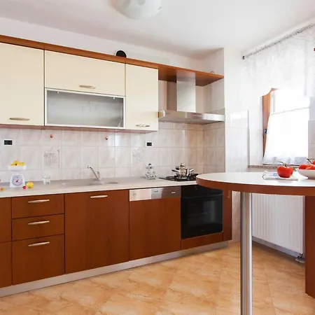 Zora, Beautiful Modern In A Village Near The Sea Holiday home *